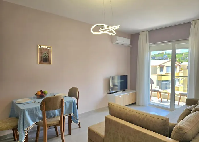 Apartment In 095 *