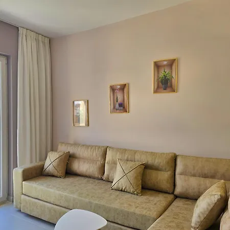In Golem 095 Apartment *